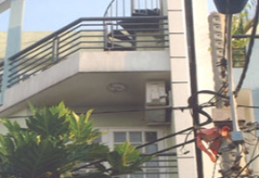 CHỐNG NGHIÊNG NHÀ